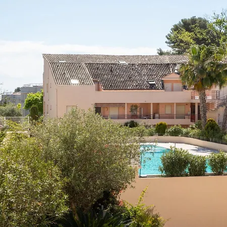 Le Royal Park By Interhome וילנב-לובה